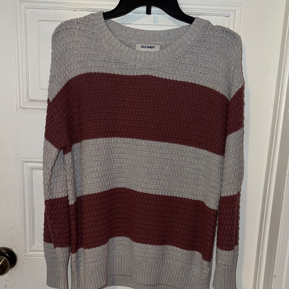 Old Navy Women's Crewneck Stripe Sweater in Gray and Burgundy
